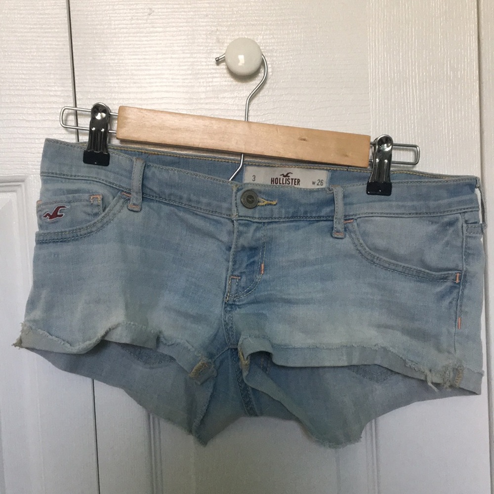 Hollister light wash shorts